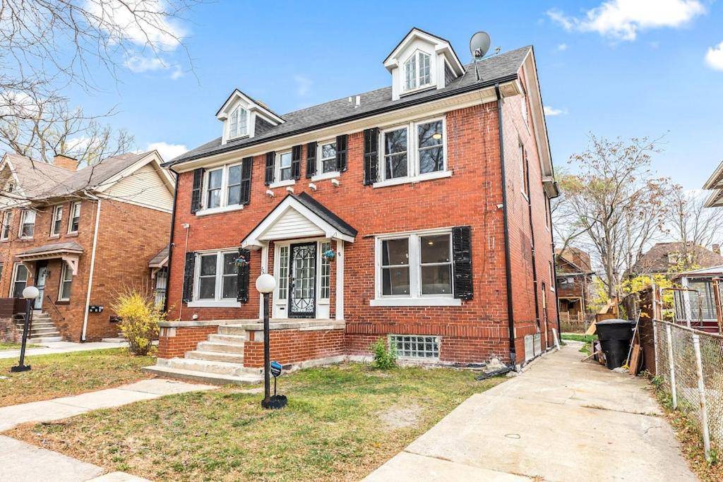 North End Treasure, Beautiful 2 Bedroom Apartment Detroit Kültér fotó