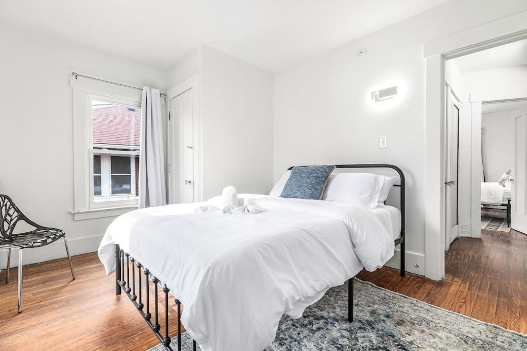 North End Treasure, Beautiful 2 Bedroom Apartment Detroit Kültér fotó