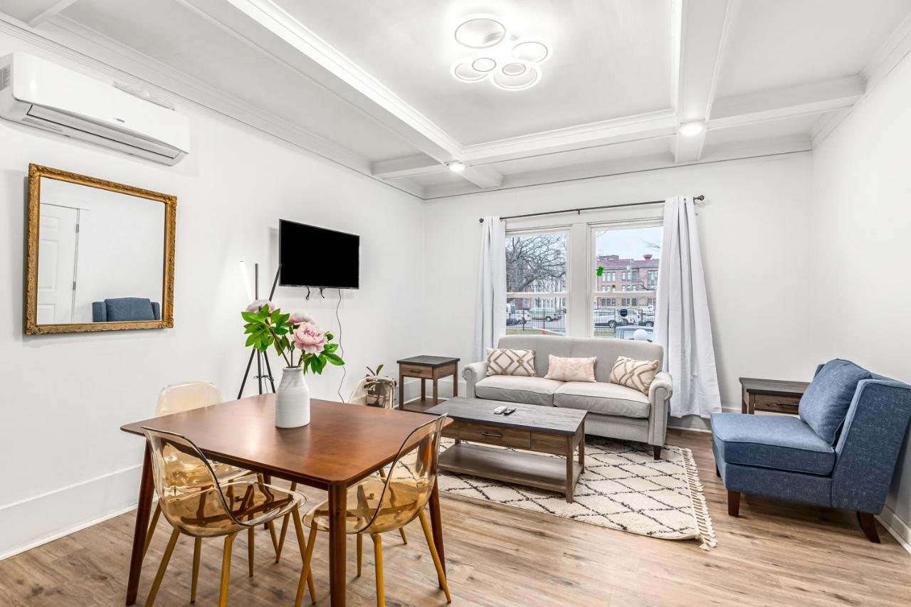 North End Treasure, Beautiful 2 Bedroom Apartment Detroit Kültér fotó